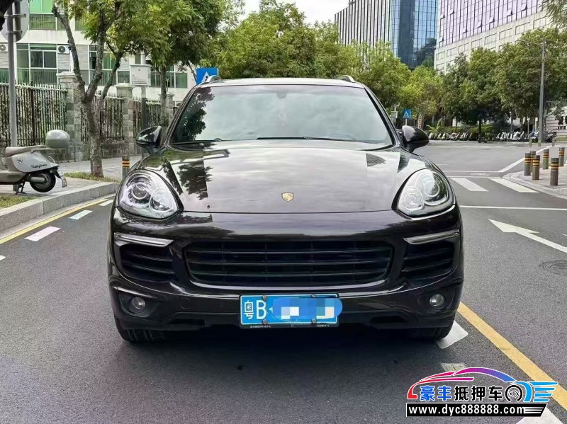 16年保时捷卡宴轿车抵押车出售