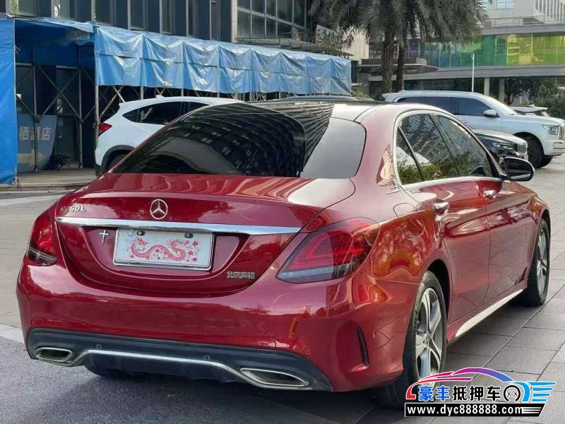 19年奔驰C轿车抵押车出售