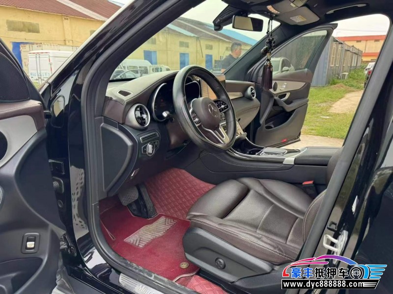 20年奔驰GLCSUV抵押车出售