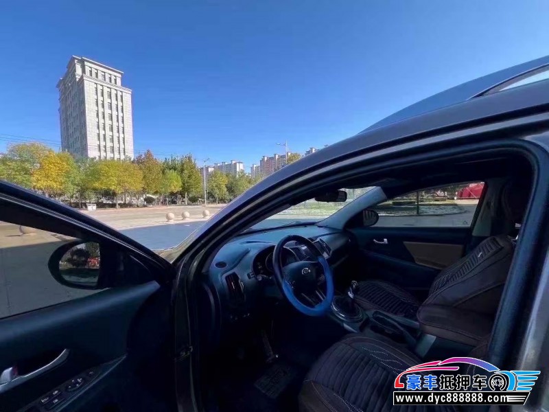 15年起亚智跑轿车抵押车出售