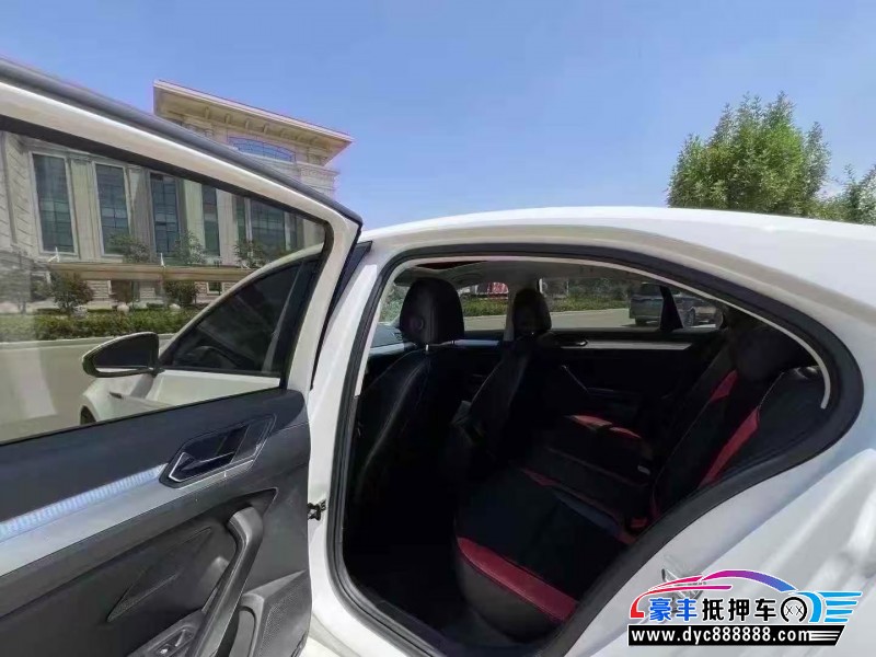 20年大众凌渡轿车抵押车出售