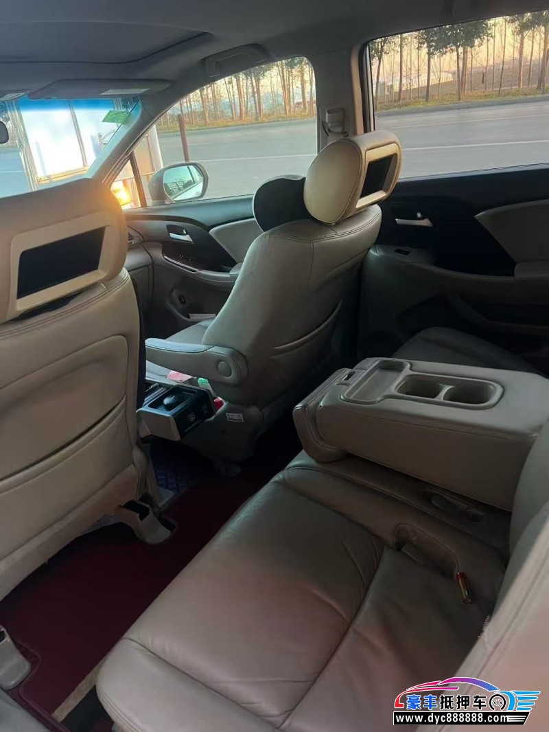 13年本田奥德赛轿车抵押车出售