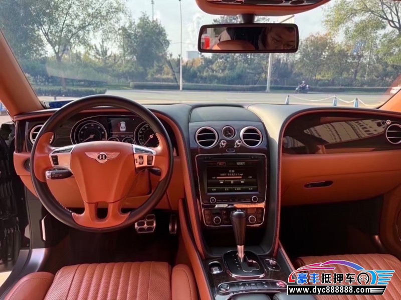 18年宾利飞驰轿车抵押车出售