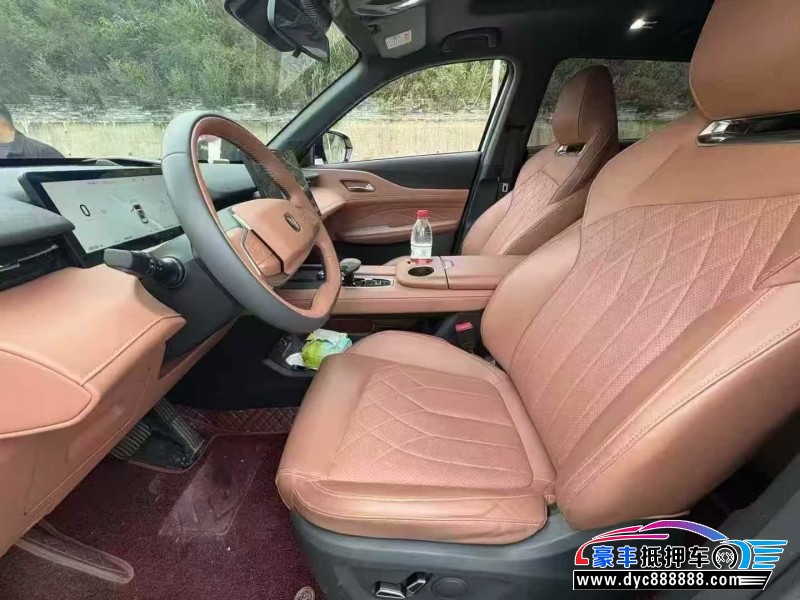 24年长安长安UNI轿车抵押车出售