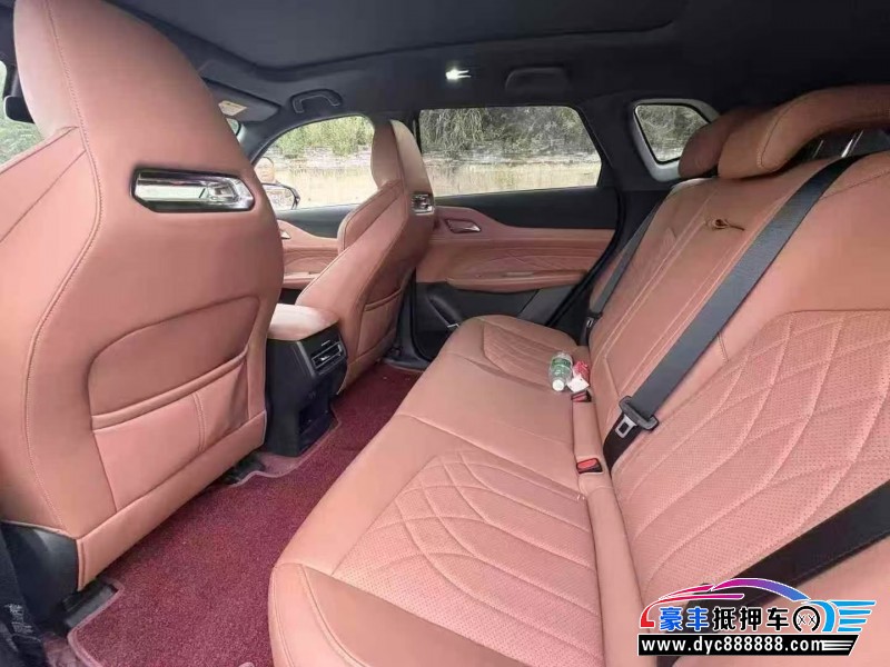 24年长安长安UNI轿车抵押车出售