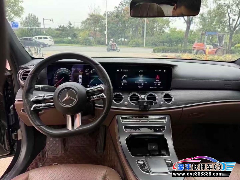 20年奔驰E轿车抵押车出售