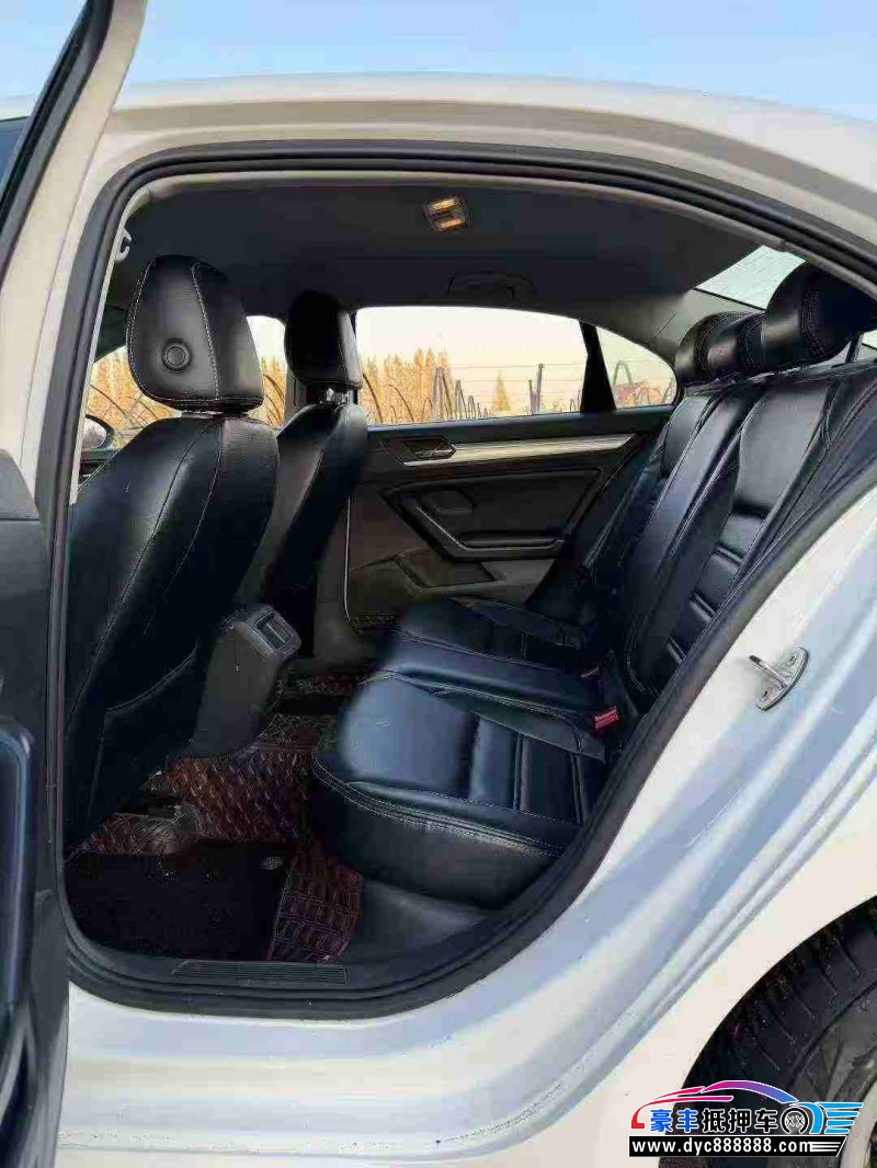 18年大众凌渡轿车抵押车出售