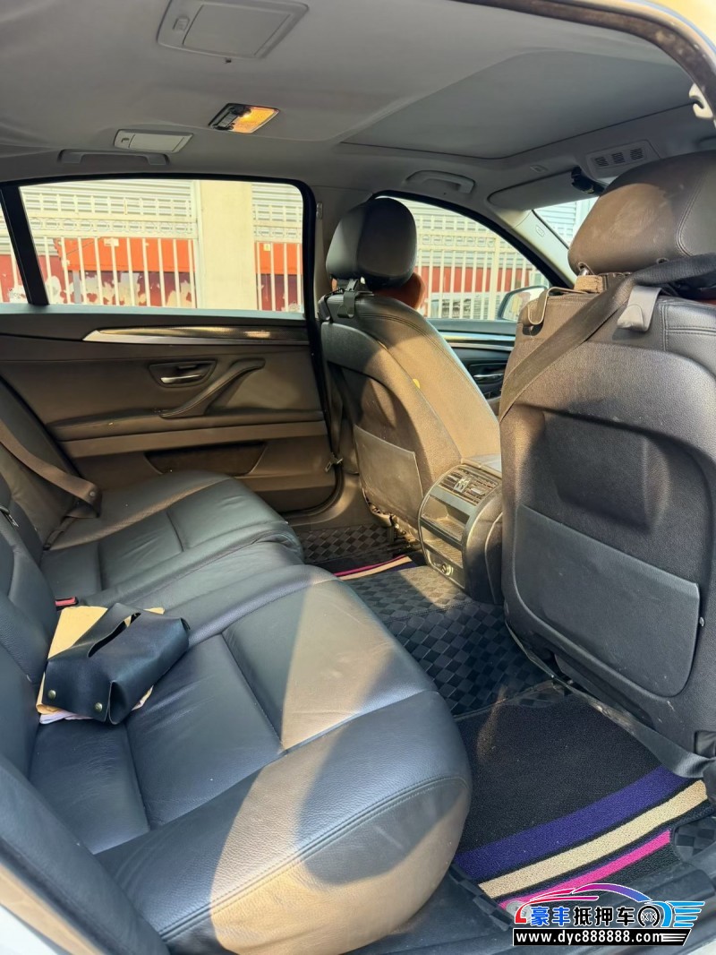 14年宝马5系轿车抵押车出售