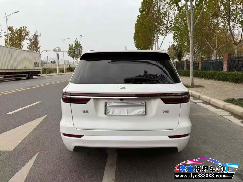 22年理想ONE轿车抵押车出售