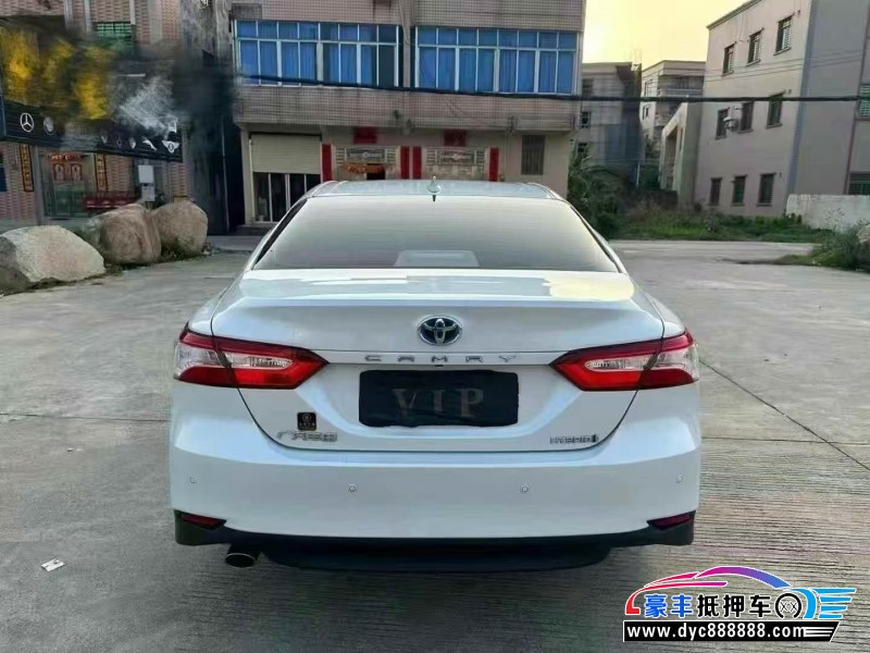 23年丰田凯美瑞轿车抵押车出售