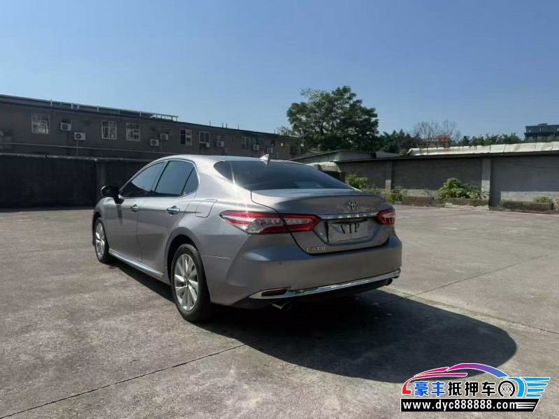 23年丰田凯美瑞轿车抵押车出售