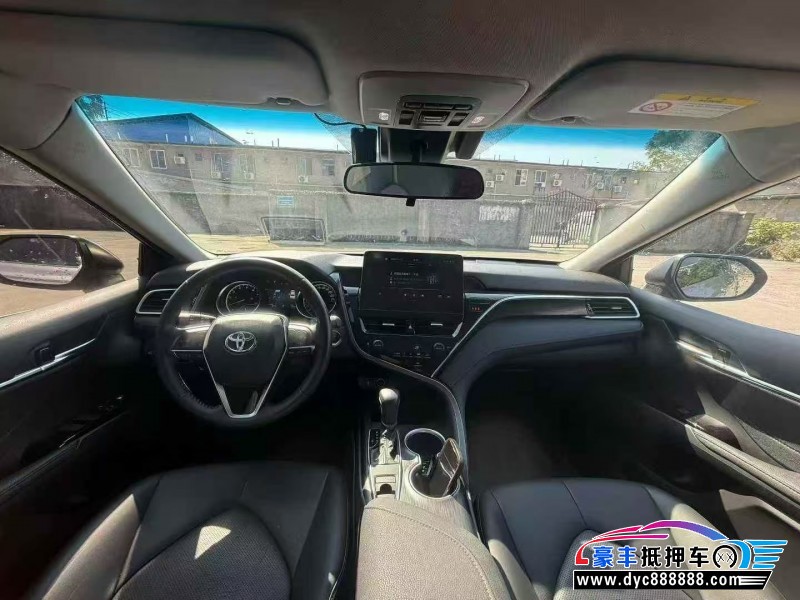 23年丰田凯美瑞轿车抵押车出售