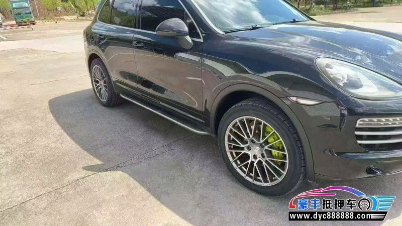 14年保时捷卡宴轿车抵押车出售