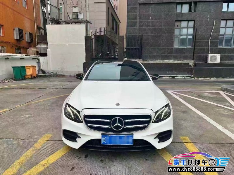 18年奔驰E轿车抵押车出售