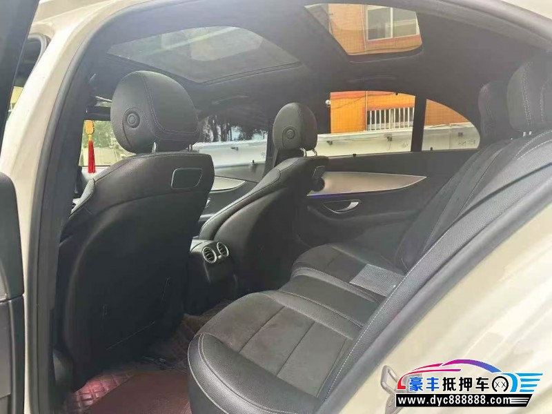 18年奔驰E轿车抵押车出售