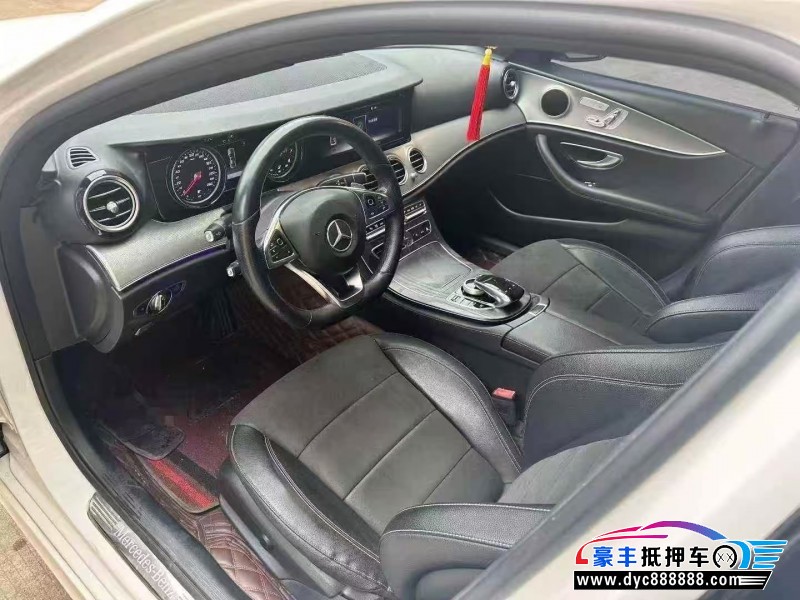 18年奔驰E轿车抵押车出售