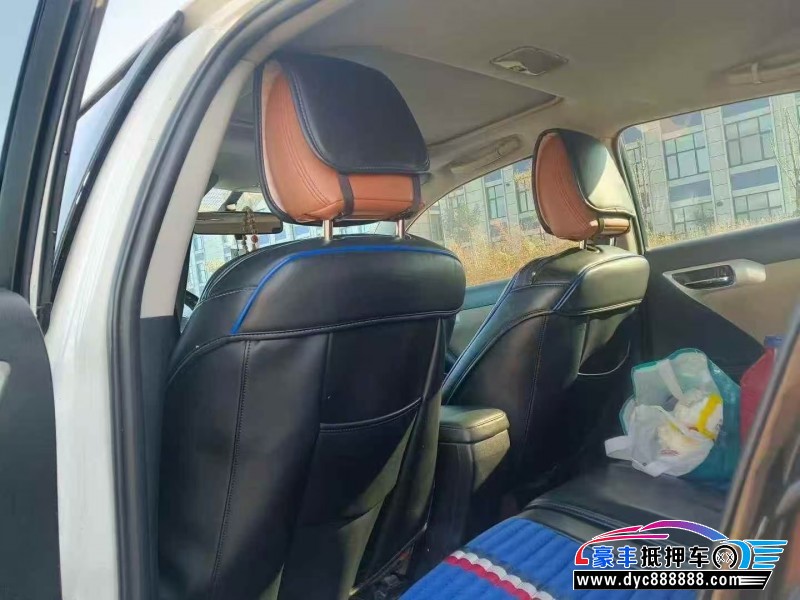 13年雷克萨斯CT轿车抵押车出售