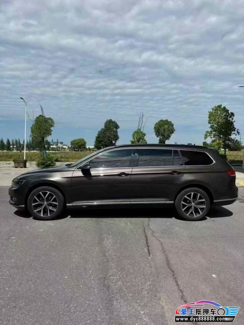 19年大众蔚揽轿车抵押车出售