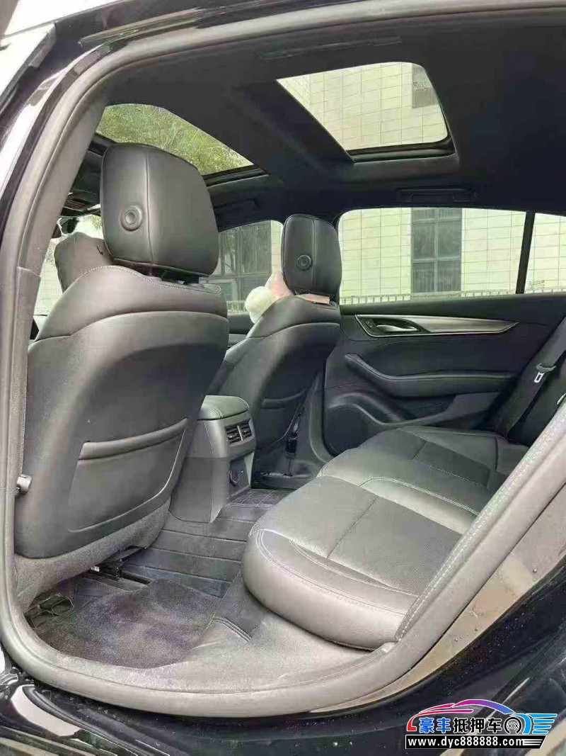 24年凯迪拉克CT5轿车抵押车出售