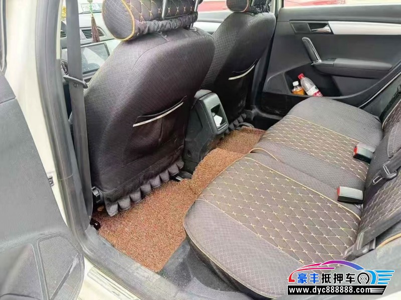 15年大众朗逸轿车抵押车出售