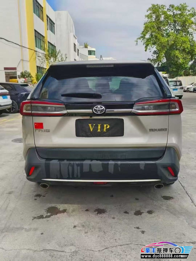 22年丰田威兰达轿车抵押车出售