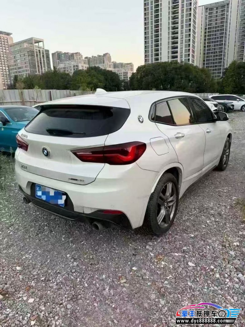 21年宝马X2轿车抵押车出售