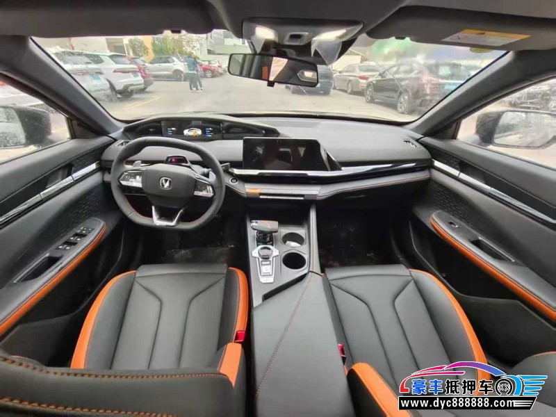 25年长安长安UNI轿车抵押车出售