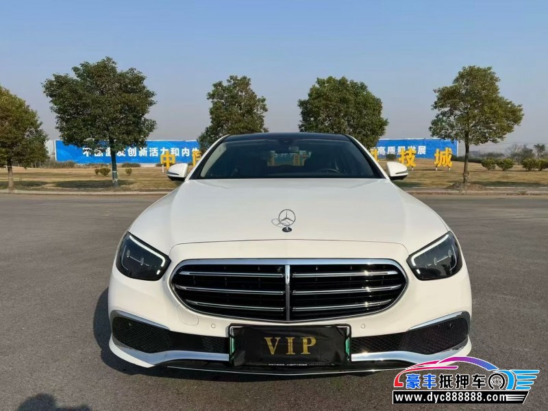 23年奔驰E轿车抵押车出售