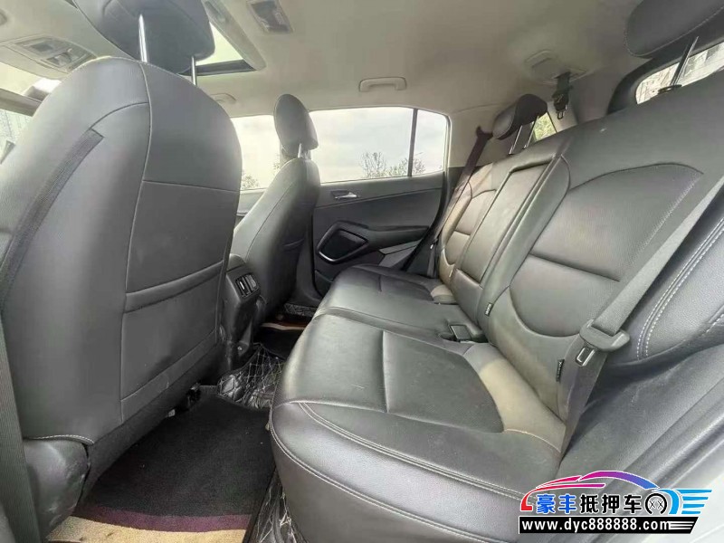 22年现代ix35轿车抵押车出售