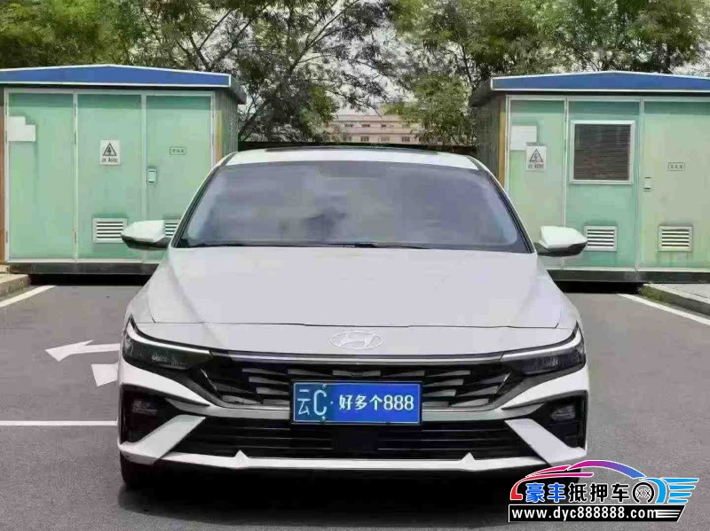 24年现代伊兰特轿车抵押车出售