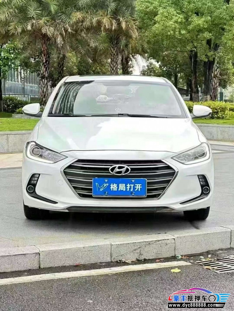 17年现代领动轿车抵押车出售