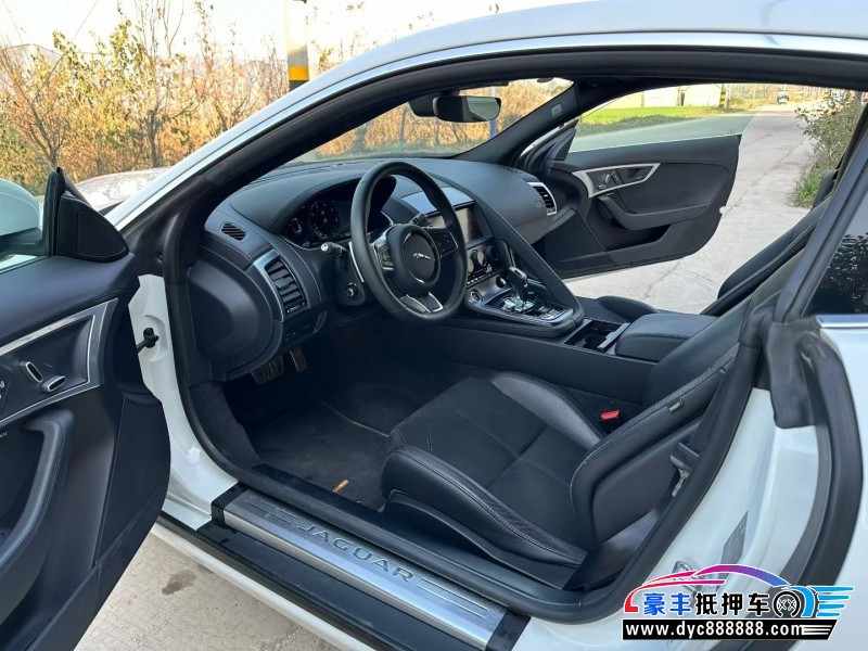 22年捷豹F-Type轿车抵押车出售