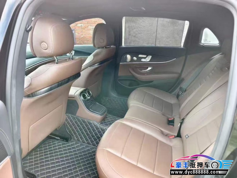 21年奔驰E轿车抵押车出售