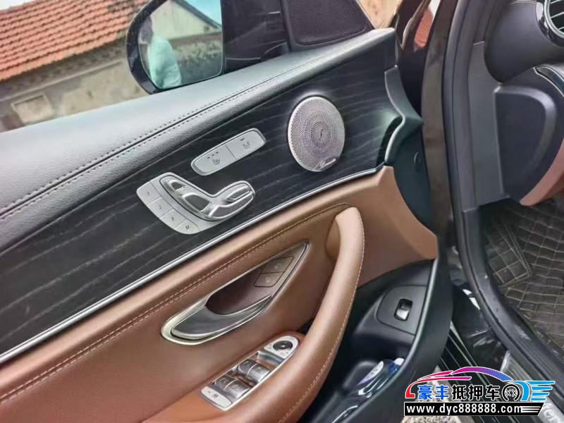 21年奔驰E轿车抵押车出售