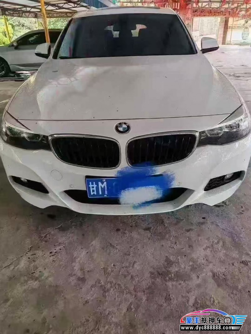 20年宝马3系轿车抵押车出售