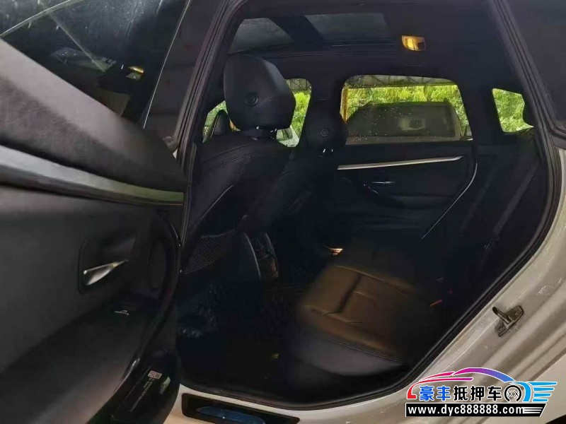 20年宝马3系轿车抵押车出售