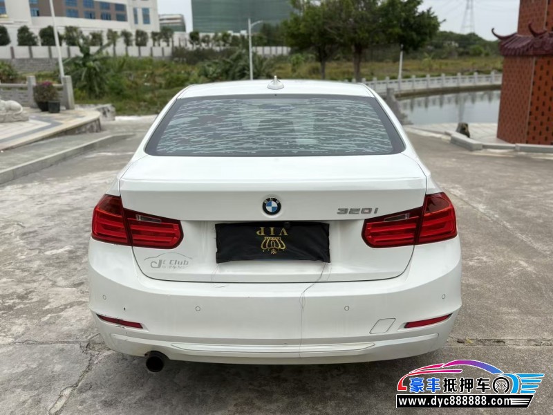 14年宝马3系轿车抵押车出售