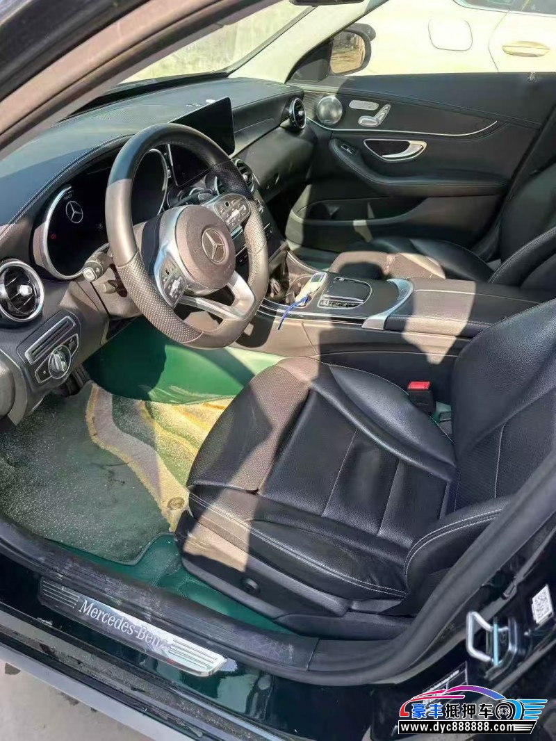 20年奔驰C轿车抵押车出售