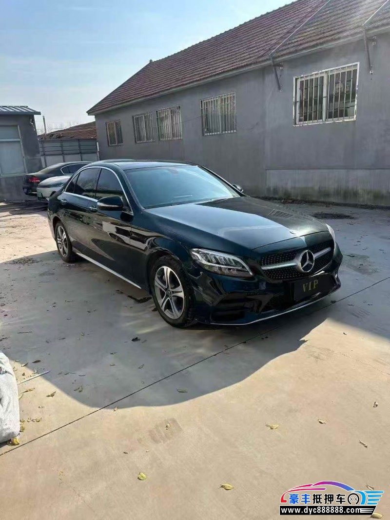 20年奔驰C轿车抵押车出售