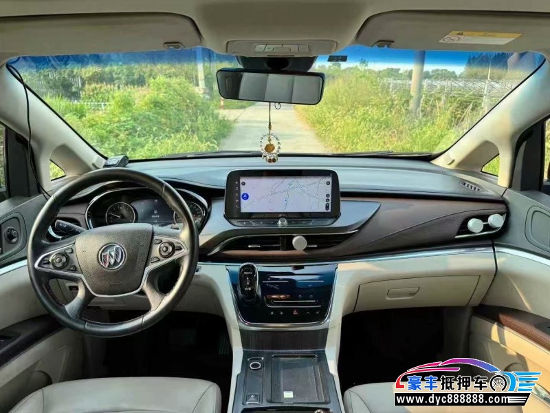 20年别克GL8轿车抵押车出售