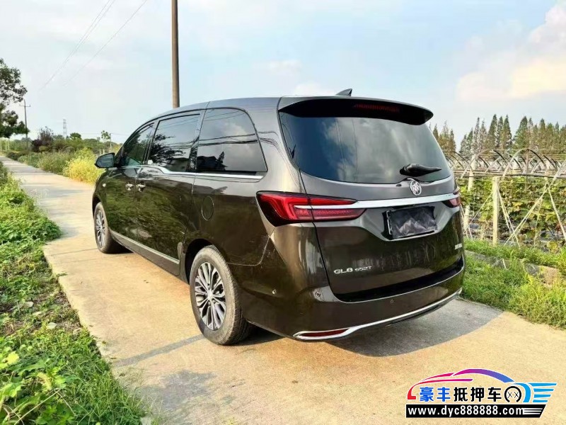 20年别克GL8轿车抵押车出售