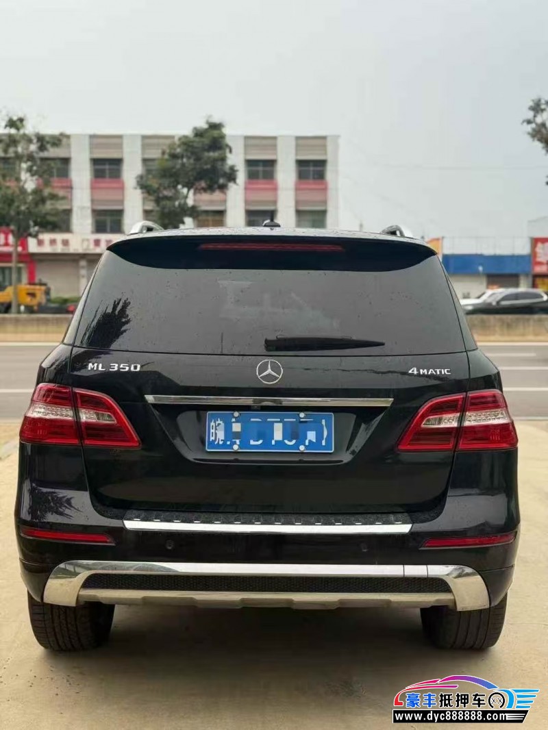 12年奔驰ML轿车抵押车出售