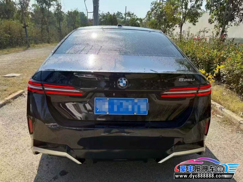 24年宝马5系轿车抵押车出售