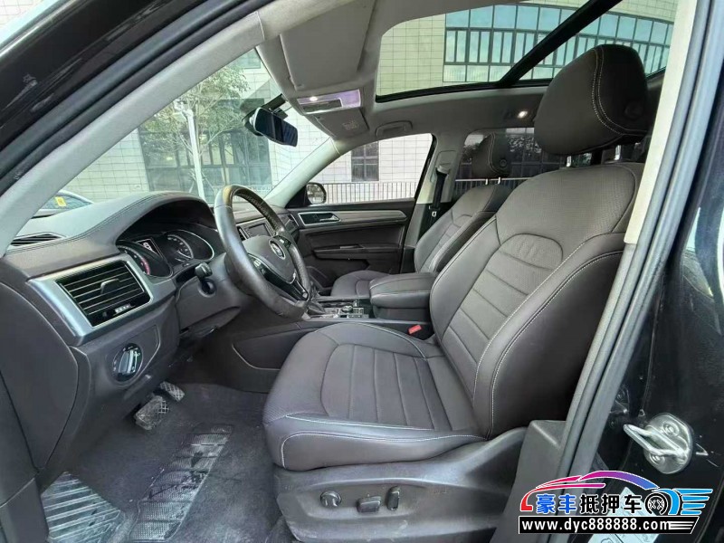 18年大众途昂轿车抵押车出售