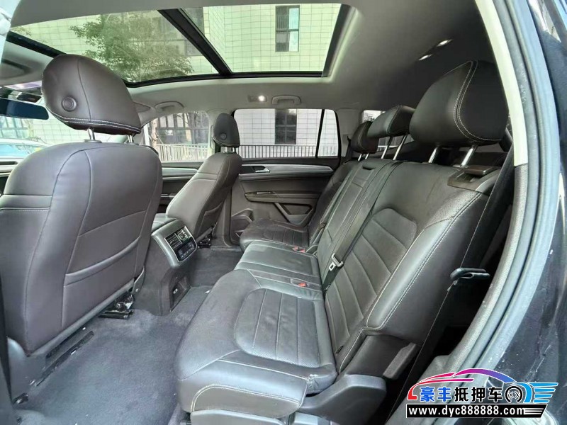 18年大众途昂轿车抵押车出售