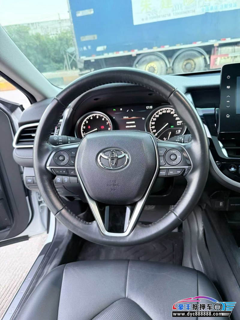 23年丰田凯美瑞轿车抵押车出售