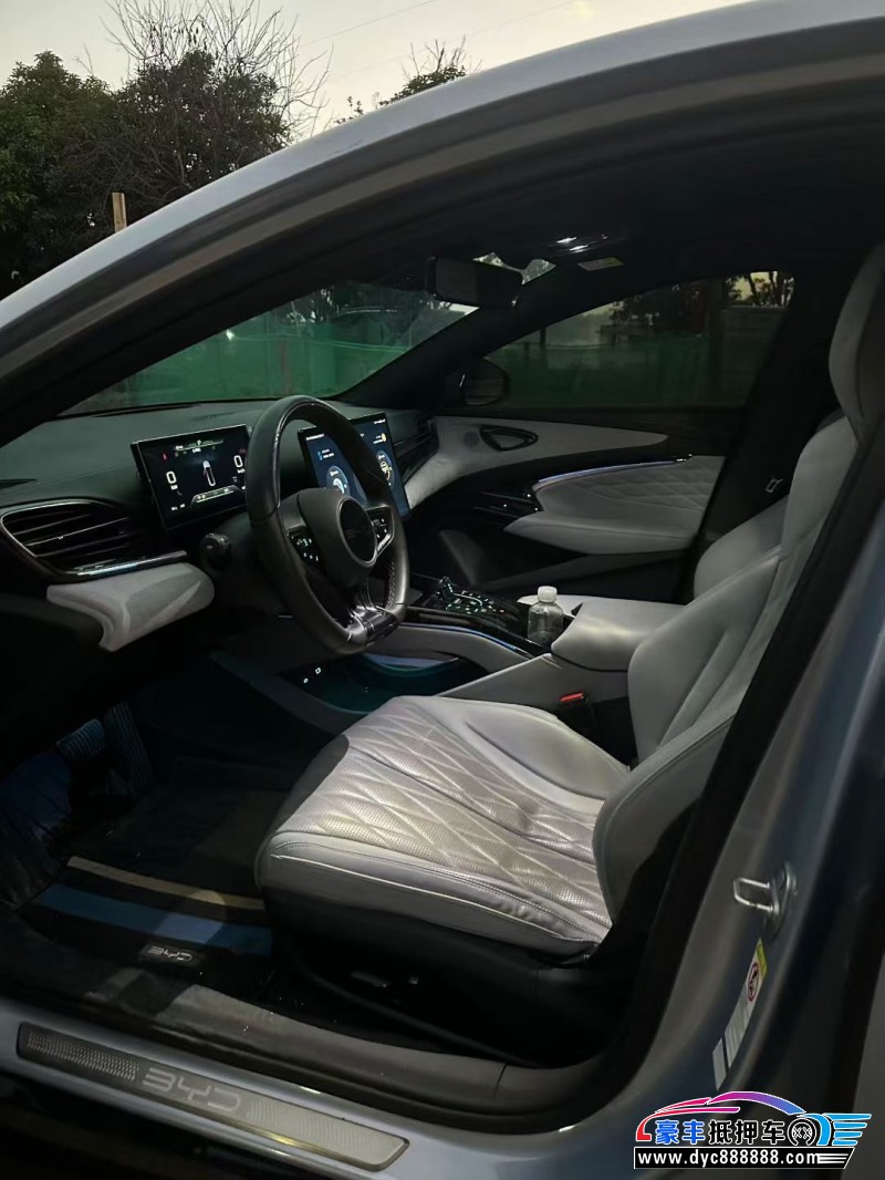 23年比亚迪海豹轿车抵押车出售