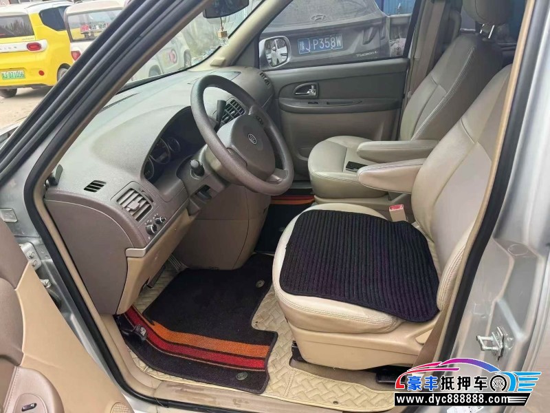 16年别克GL8轿车抵押车出售