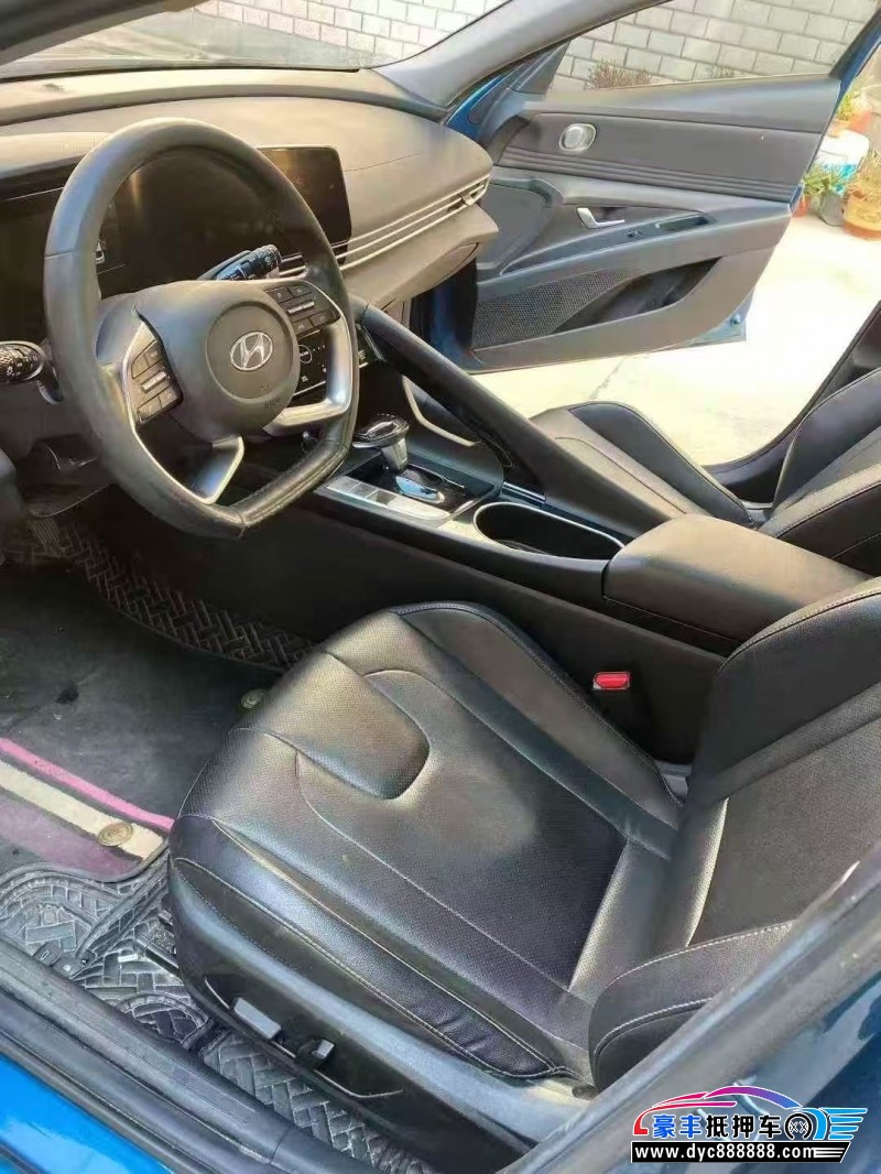 21年现代伊兰特轿车抵押车出售