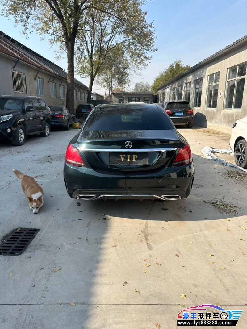 22年奔驰C轿车抵押车出售
